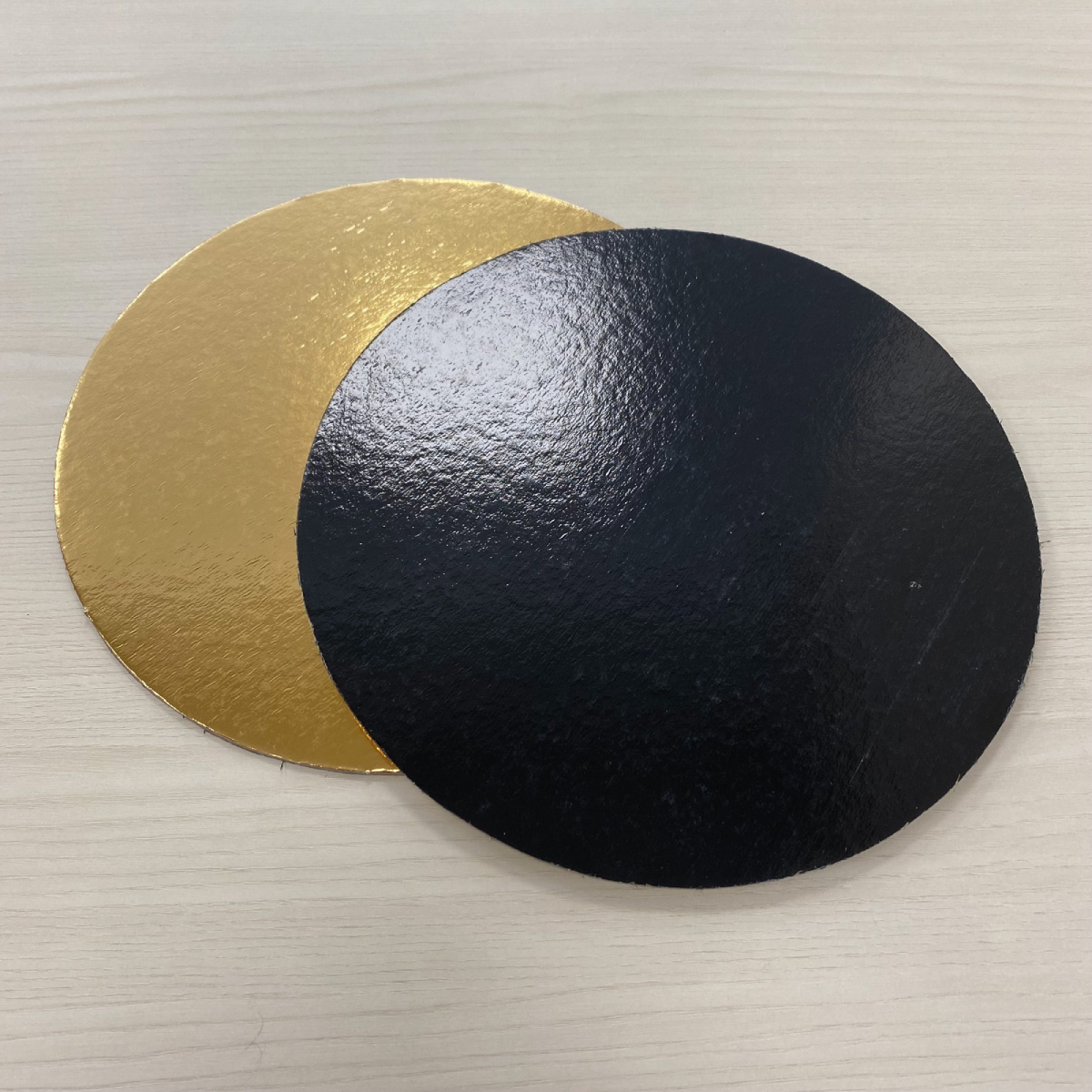 Δίσκος τούρτας 28εκ (τουρτόχαρτο)